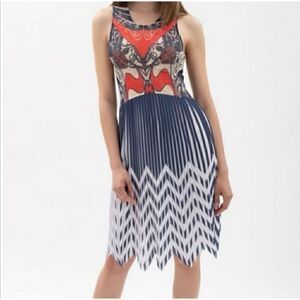 Vivienne Hu New York Dress Size 4 Sleeveless Sheer Top, Pleated Shark Bite Skirt